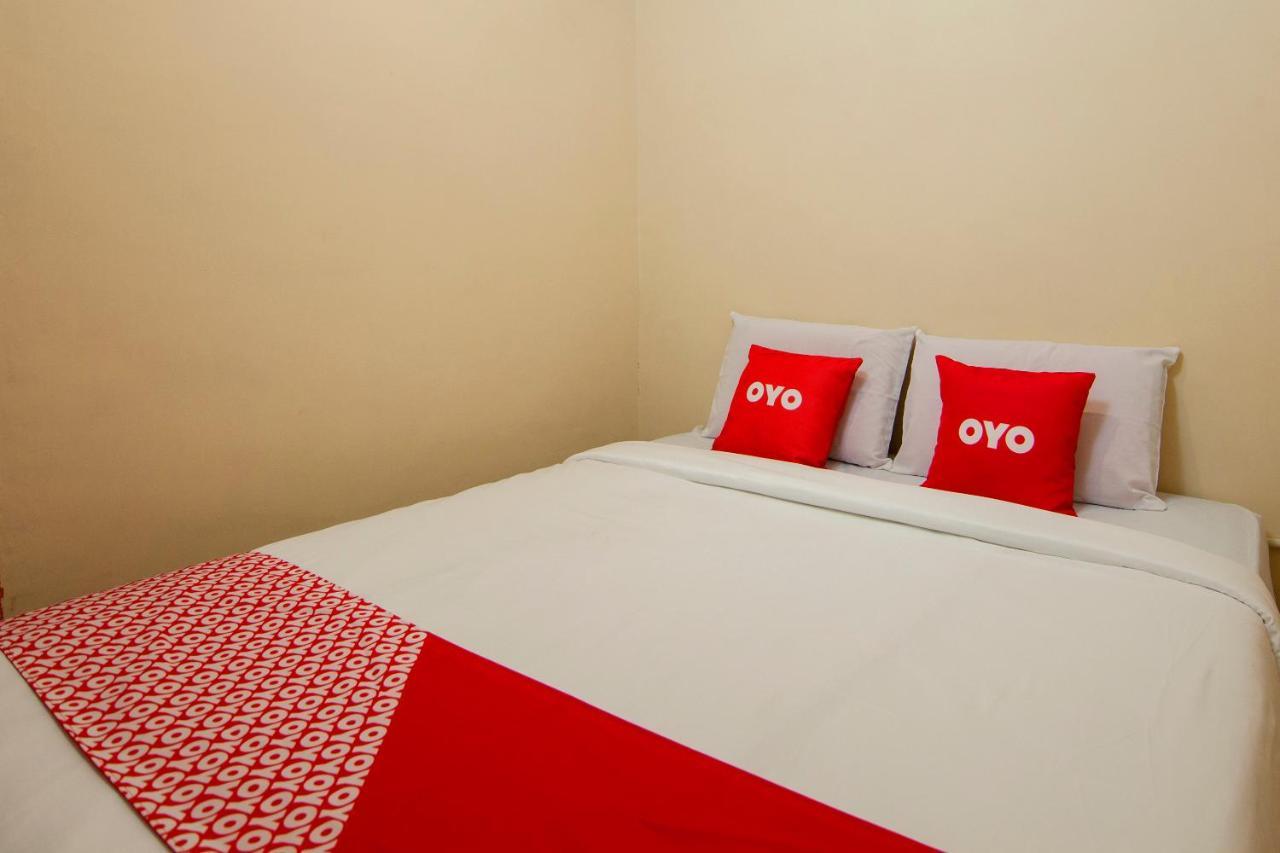 Oyo 2045 Hotel 211 Парапат Екстериор снимка